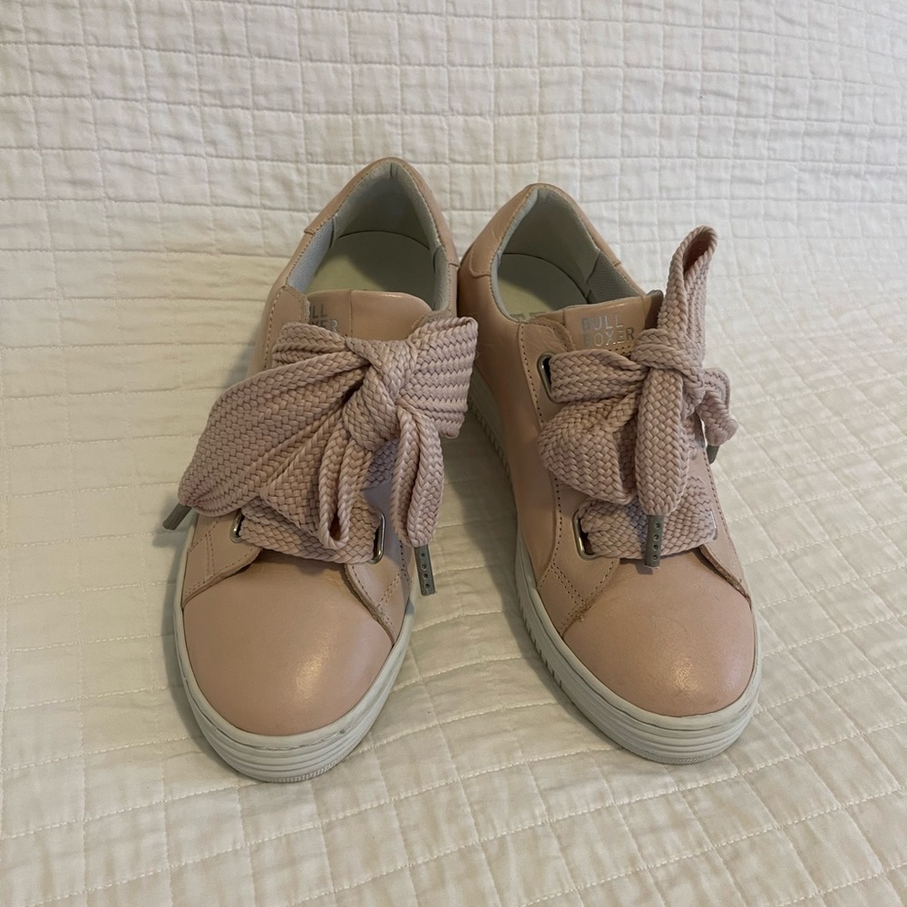 Bull boxer trainer lace up shoes 👟 (sneaker)